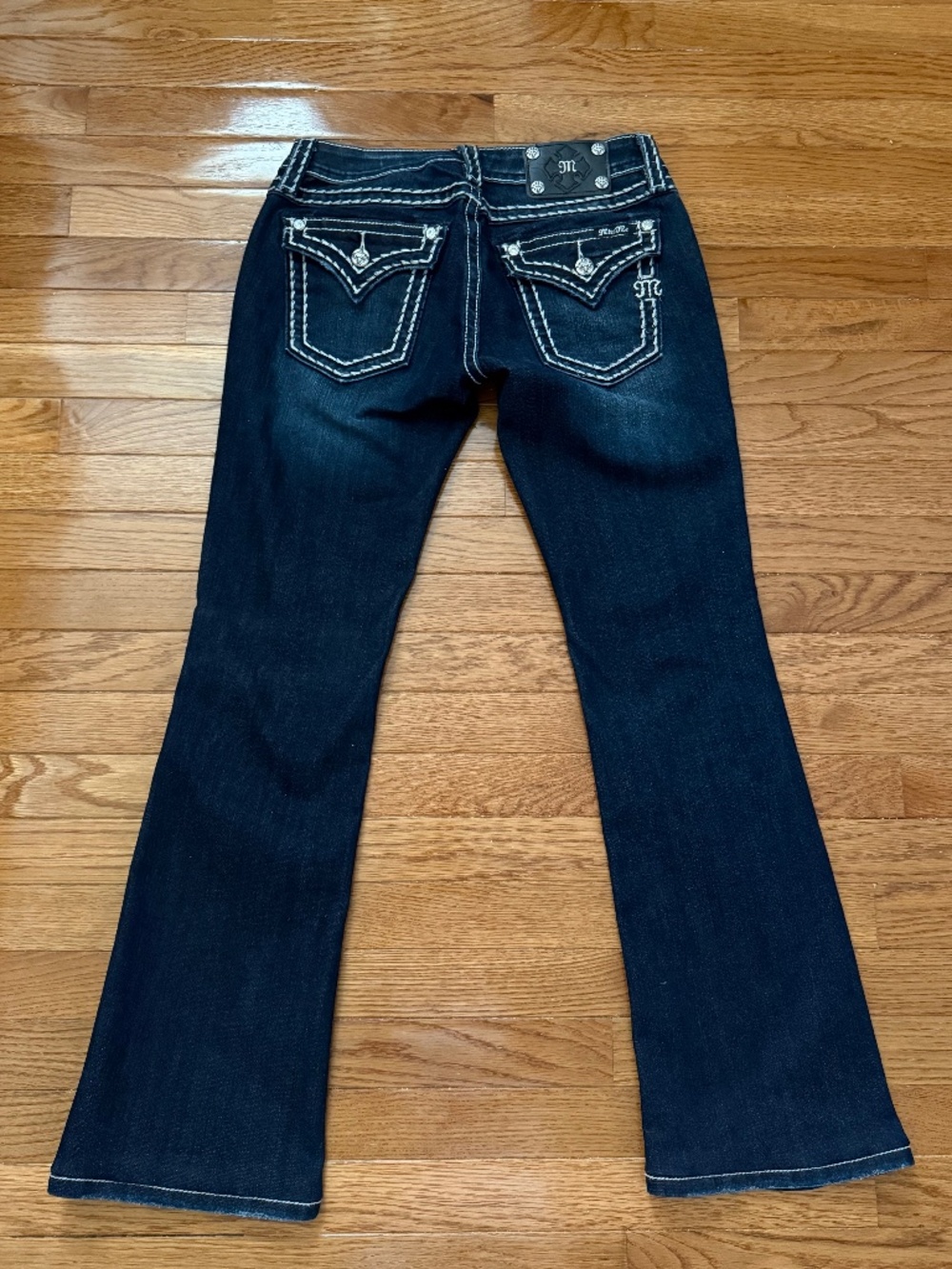 Miss Me Book Cut Heavy Stitch Jean.  Size 28. Worn only a few times